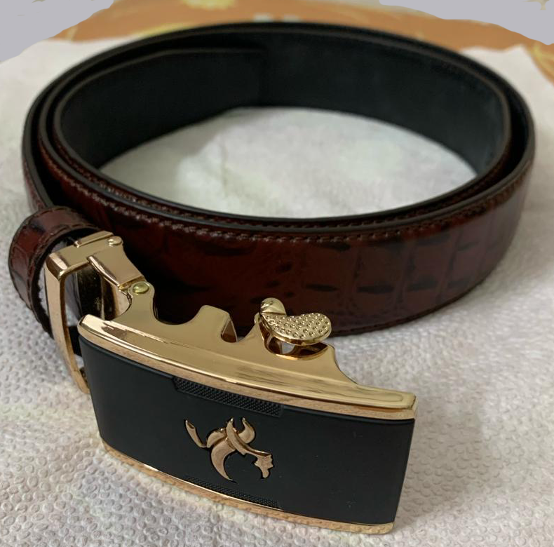 100% Leather Belt With Exclusive Metal Buckle