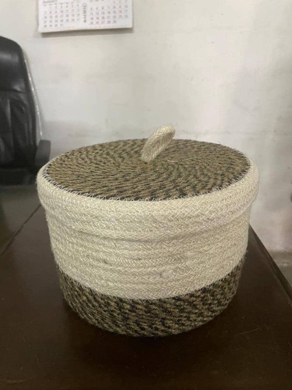Lid Box Made By Jute